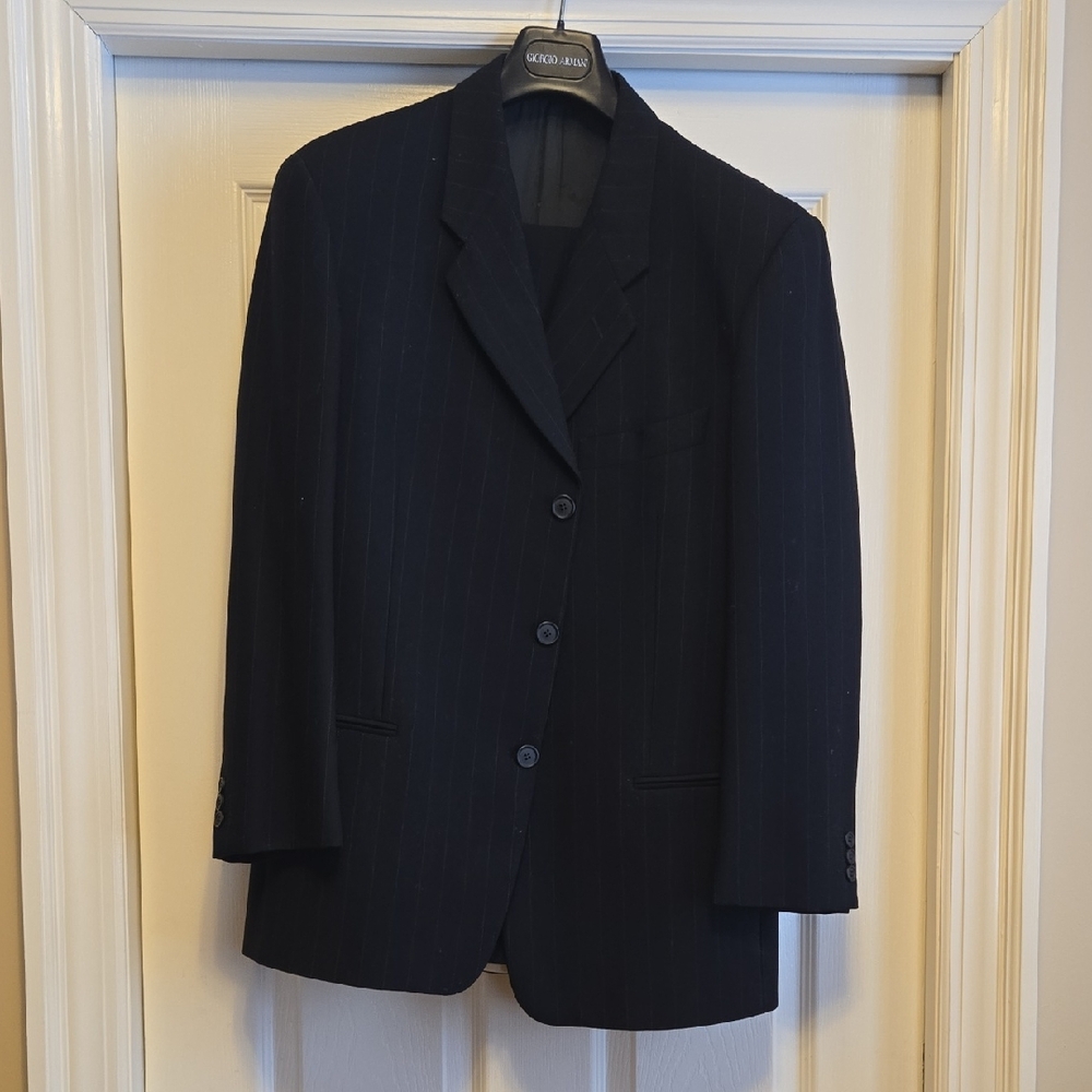 Giorgio Armani Men's Deep Navy Pinstripe Blazer And Pants 32 X 32
